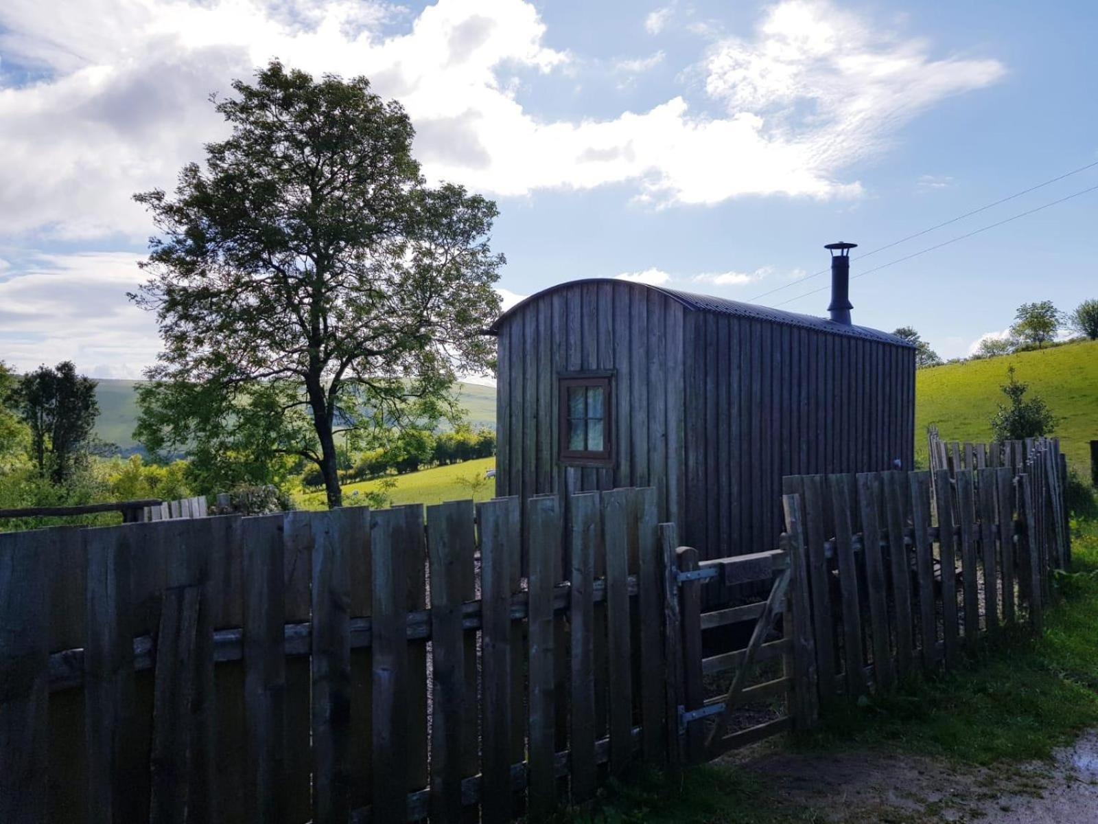 Eco Accommodation Cornflower Holiday Craven Arms Esterno foto